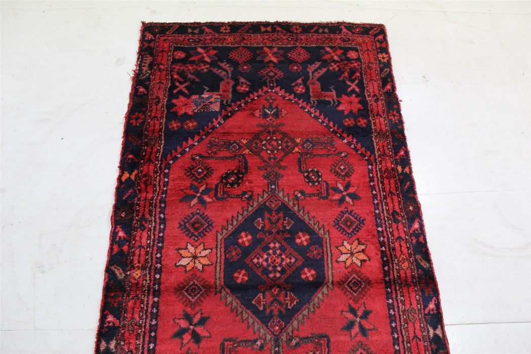 Traditional Antique Red Handmade Oriental Medium Wool Rug 94cm x 192cm top view homelooks.com