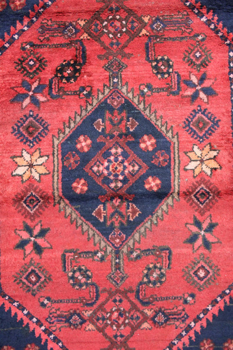 Traditional Antique Red Handmade Oriental Medium Wool Rug 94cm x 192cm medallion over-view homelooks.com