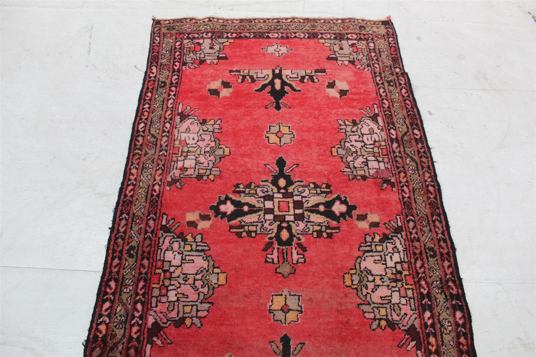 Traditional Red Vintage Medallion Handmade Oriental Wool Rug 102cm x 246cm top view homelooks.com