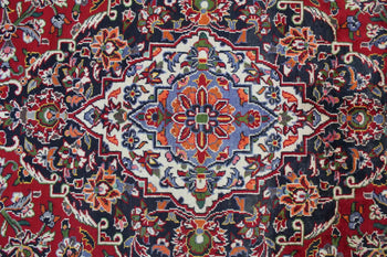 Traditional Vintage Handmade Red Medallion Wool Rug 290 X 405 cm www.homelooks.com 5