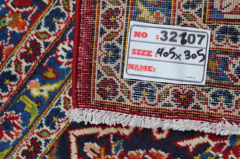 Beautiful Traditional Antique Wool Handmade Oriental Rug  dimensions homelooks.com