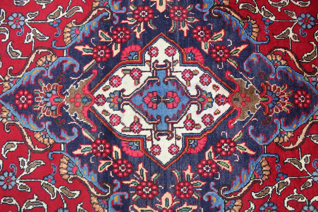 Lovely Traditional Red Vintage Large Handmade Oriental Wool Rug 296cm x 392cm medallion design www.homelooks.com