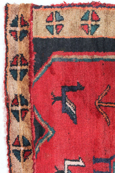 Delightful Vivid Red Geometric Traditional handmade Vintage rug 93 X 185 cm upper corner view wwwhomelooks.com