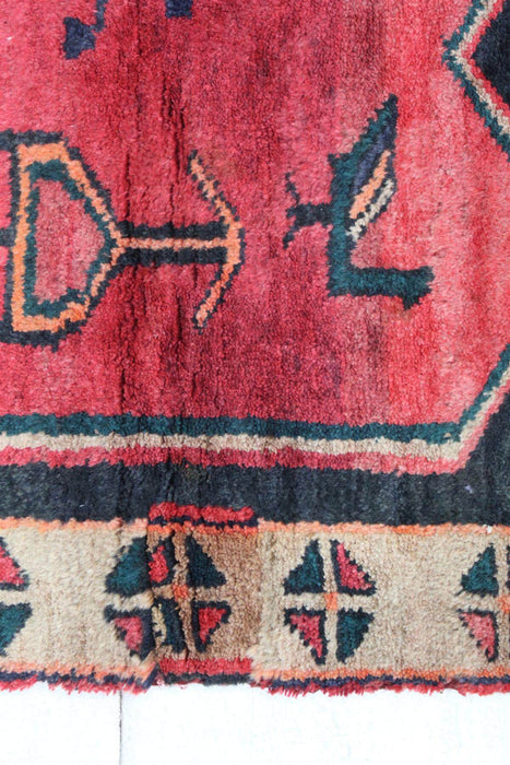 Delightful Vivid Red Geometric Traditional handmade Vintage rug 93 X 185 cm edge design details www.homelooks.com
