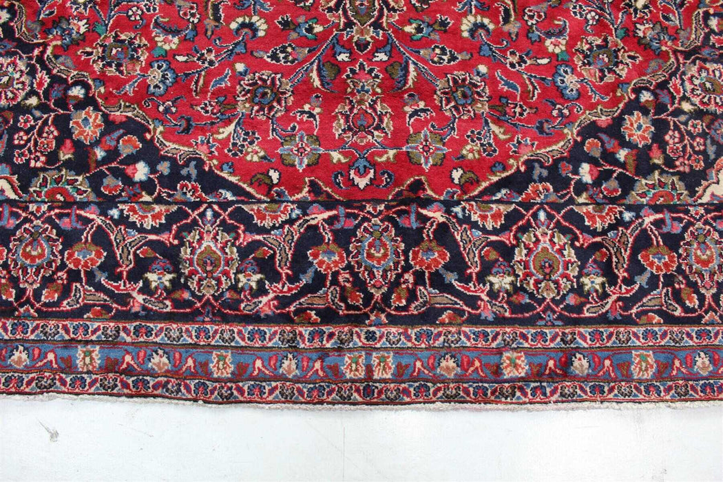 Large Traditional Vintage Red Handmade Oriental Wool Rug 290cm x 360cm edge view www.homelooks.com