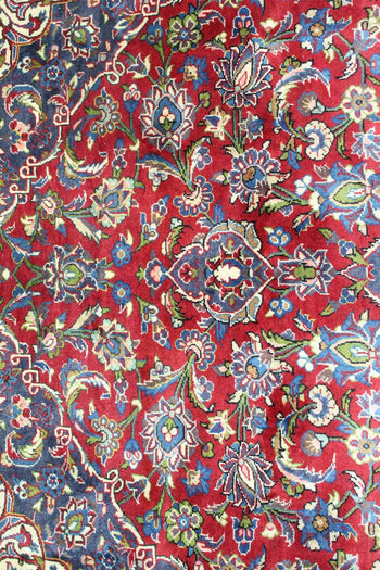 Classic Traditional Vintage Handmade Red Wool Rug  floral design www.homelooks.com