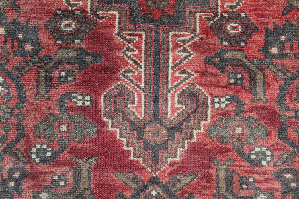 Traditional Antique Red Medallion Handmade Small Wool Rug 108cm x 187cm