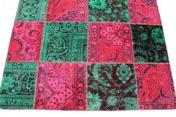 Traditional Antique Green & Red Wool Handmade Oriental Rug 145 X 200 cm homelooks.com 3