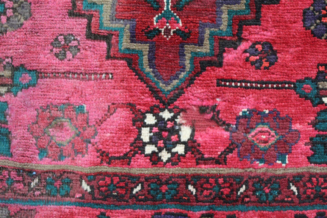 charming vintage handmade oriental wool rug design details bottom view www.homelooks.com