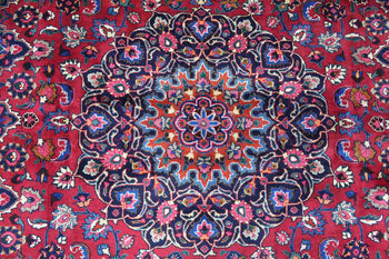 Lovely Traditional Vintage Medallion Red Handmade Oriental Rug 256 X 345 cm medallion over-view www.homelooks.com