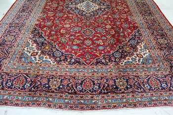 Red Medallion Traditional Antique Wool Handmade Oriental Rug 290 X 402 cm homelooks.com 2
