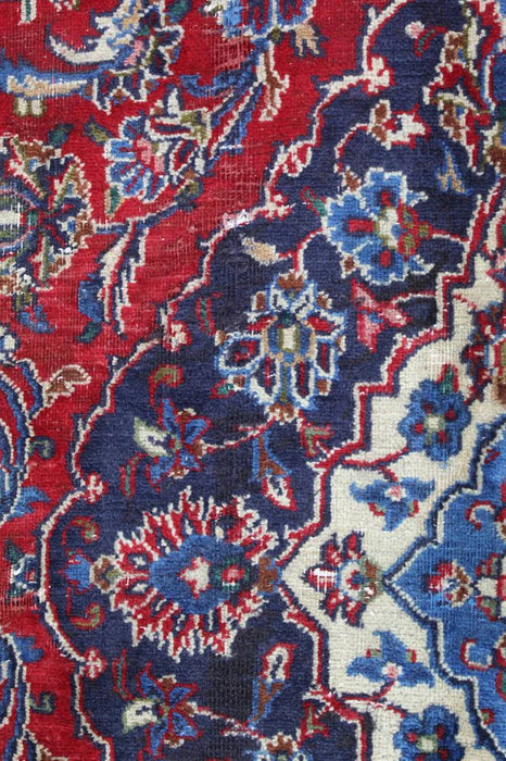 homelooks.com Traditional Red & Blue Medallion Handmade Oriental Wool Rug