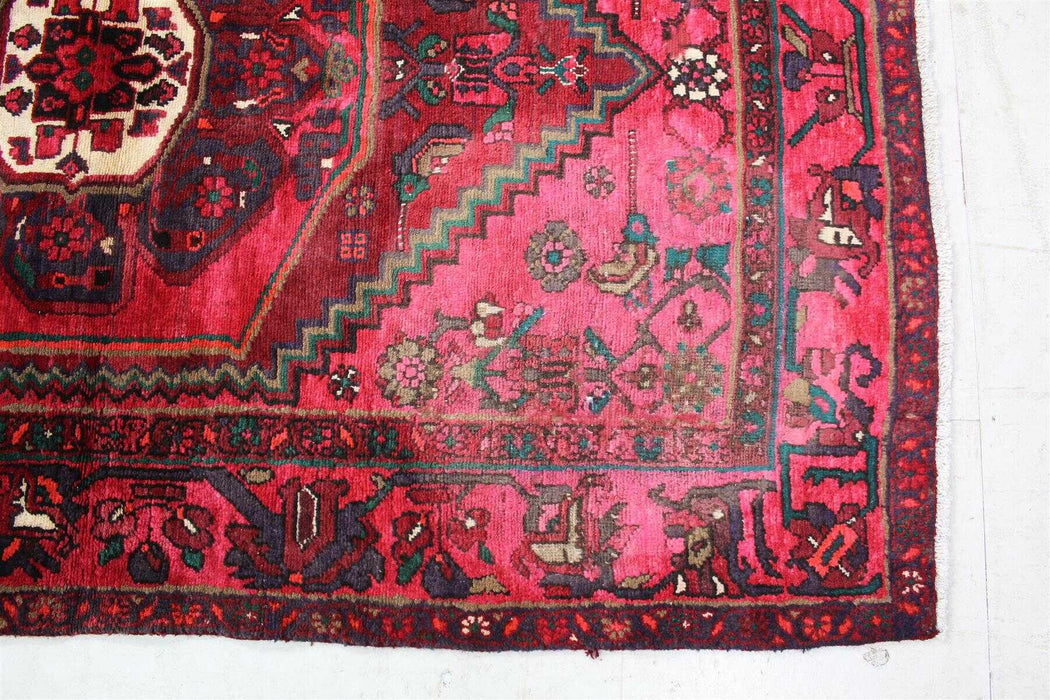 Charming Traditional Red Vintage Handmade Oriental Medallion Wool Rug corner view www.homelooks.com