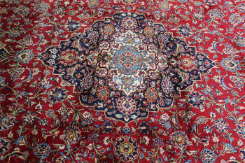 Traditional Antique Wool Handmade Red Medallion Rug 275 X 435 cm homelooks.com 5