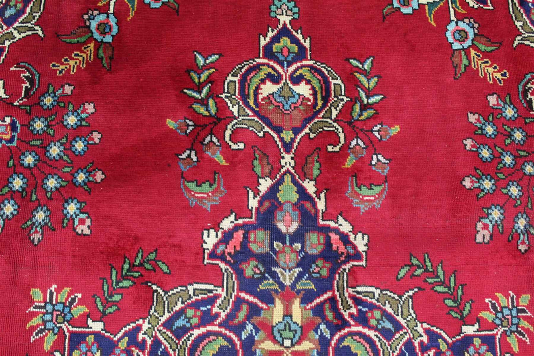 Lovely Traditional Antique Red Wool Handmade Oriental Rug 293 X 339 cm design details www.homelooks.com