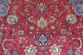Traditional Vintage Medallion Red Oriental Wool Rug 288 X 354 cm www.homelooks.com 5