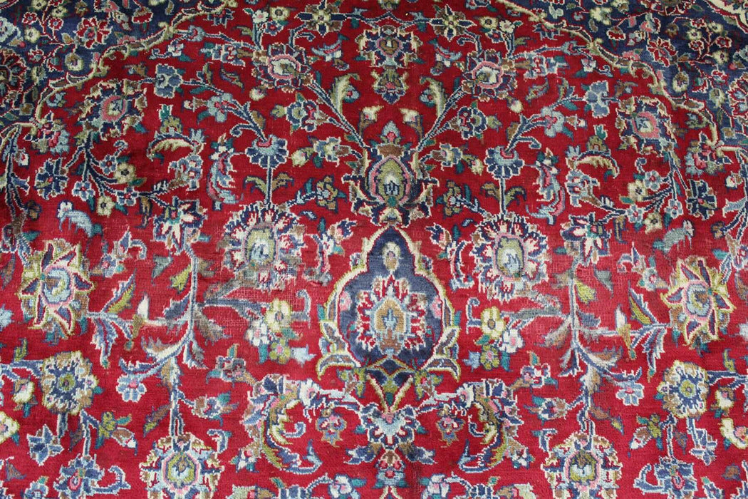 Classic Traditional Vintage Medallion Handmade Red Wool Rug floral design www.homelooks.com