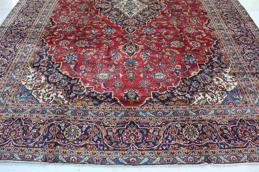 Lovely Traditional Vintage Handmade Oriental Wool Rug 294 X 394 cm bottom view www.homelooks.com
