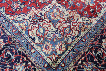 Attractive Traditional Vintage Red Handmade Oriental Rug 294 X 385 cm corner view homelooks.com 