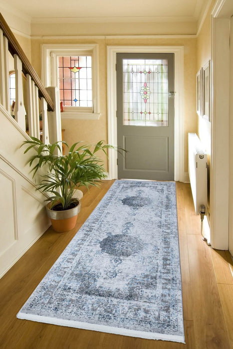 Luxy Traditional Rug (V1) in entryway www.homelooks.com