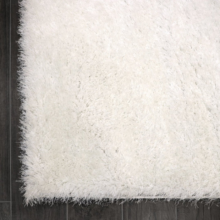 Lily Shimmer White Shaggy Rug corner view www.homelooks.com
