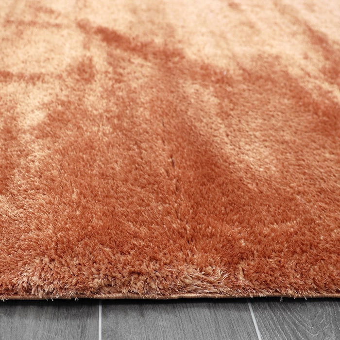 Puffy Shimmer Terracotta Shaggy Rug close-up www.homelooks.com